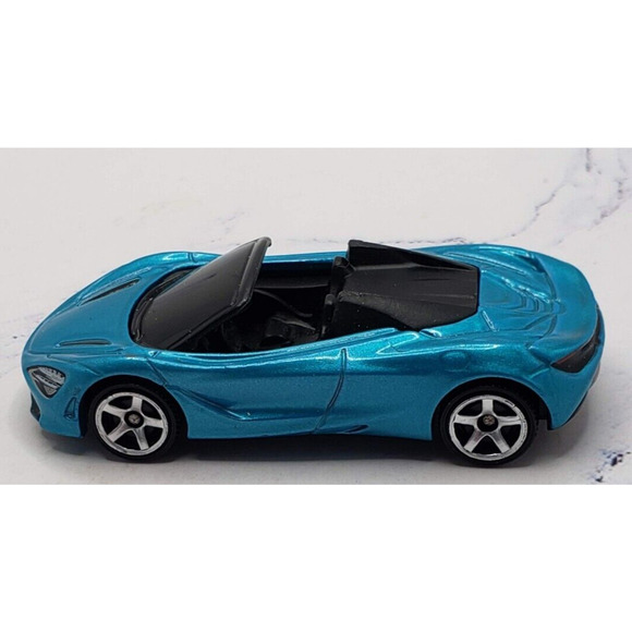 2021 Matchbox MBX Showroom #20 McLaren 720S Spider Blue With 5 Spoke Wheels - Picture 3 of 7